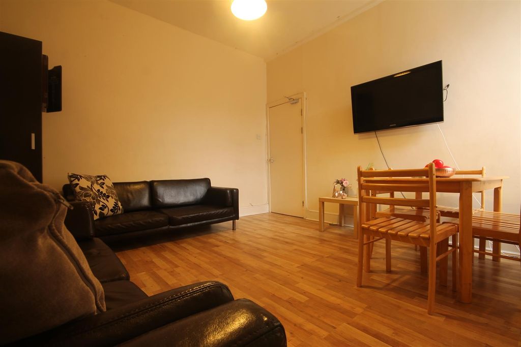Property photo 1 of 10 1168.Jpg
