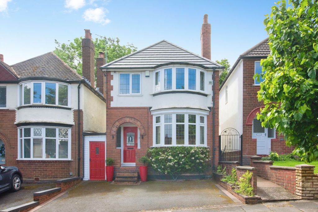 Property photo 1 of 17