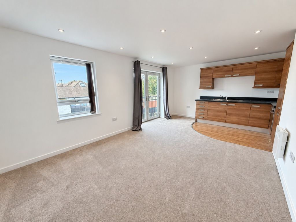 Property photo 2 of 9 5600831