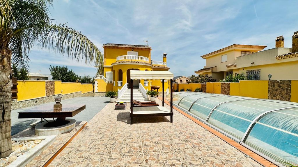 Property photo 2 of 49