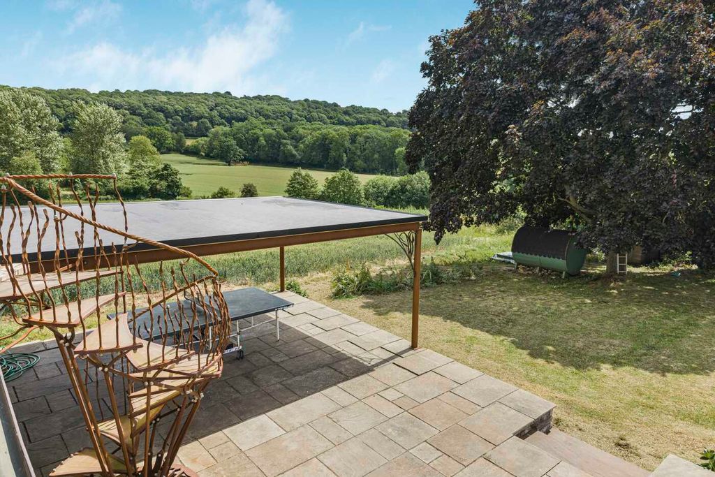 Property photo 2 of 37 20_56523