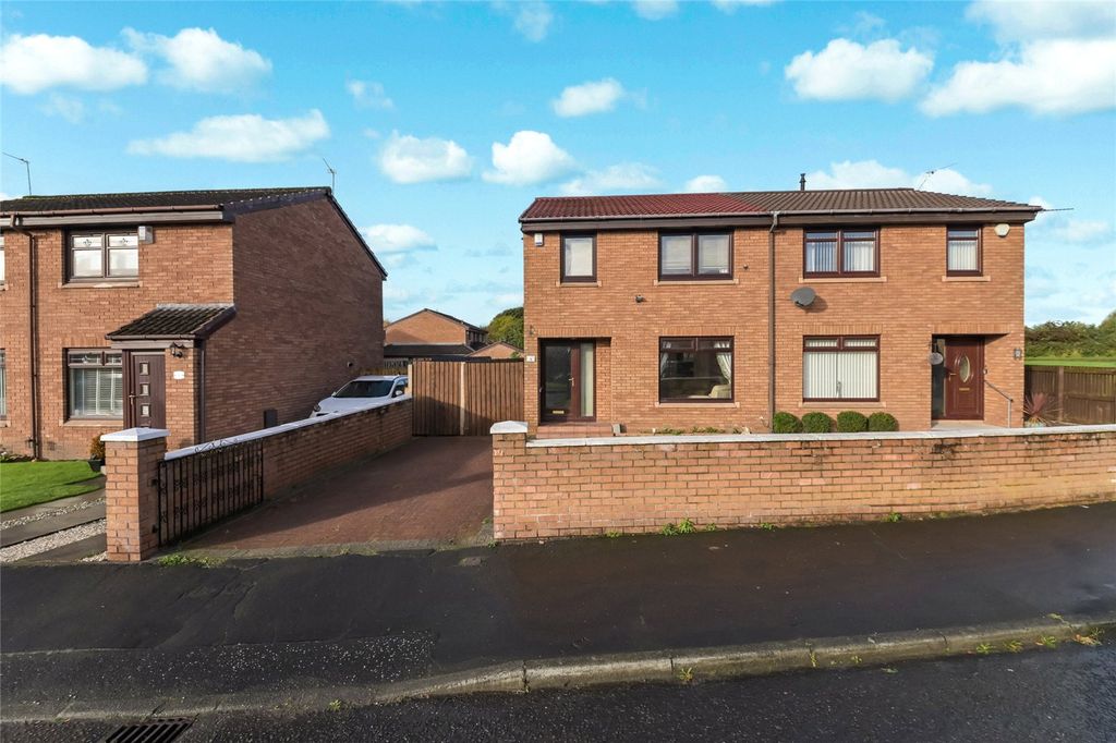 Property photo 1 of 17 Picture No. 01