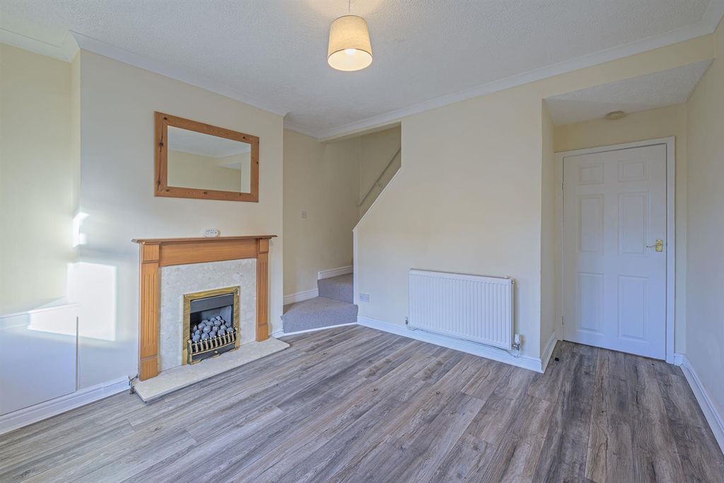 Property photo 2 of 19