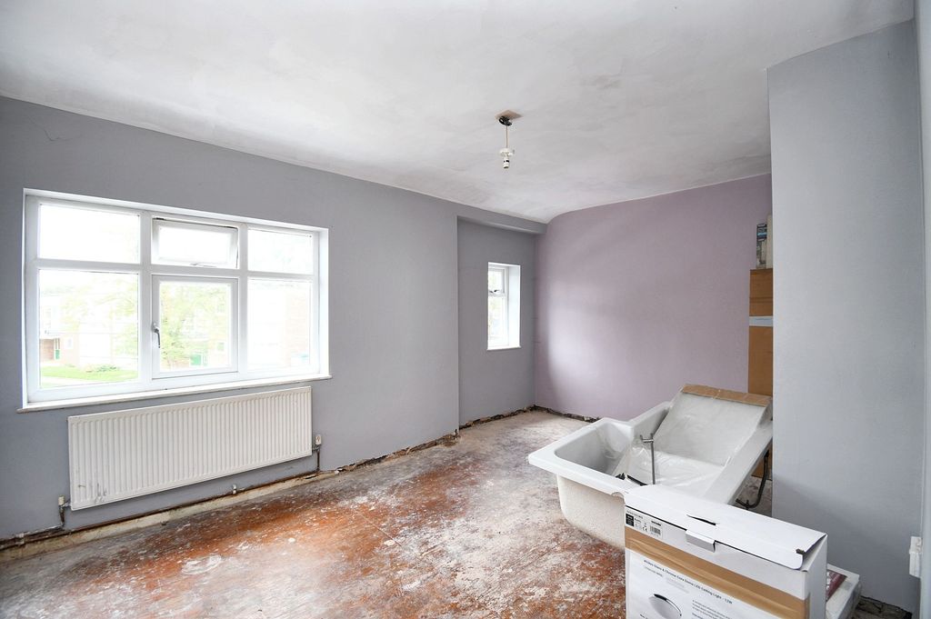 Property photo 3 of 15