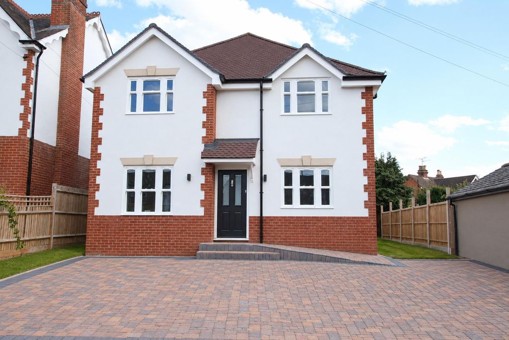 Property photo 1 of 9 Front.Png