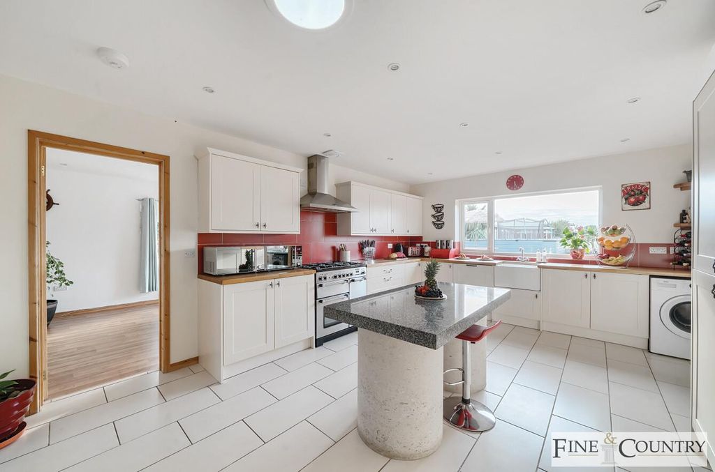 Additional image 5 of 3 bed detached bungalow for saleAvalanche Road, Portland DT5
