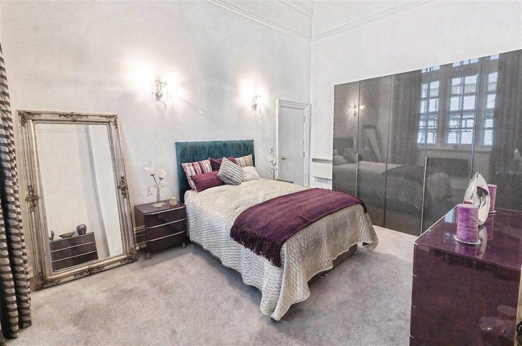Property photo 2 of 3