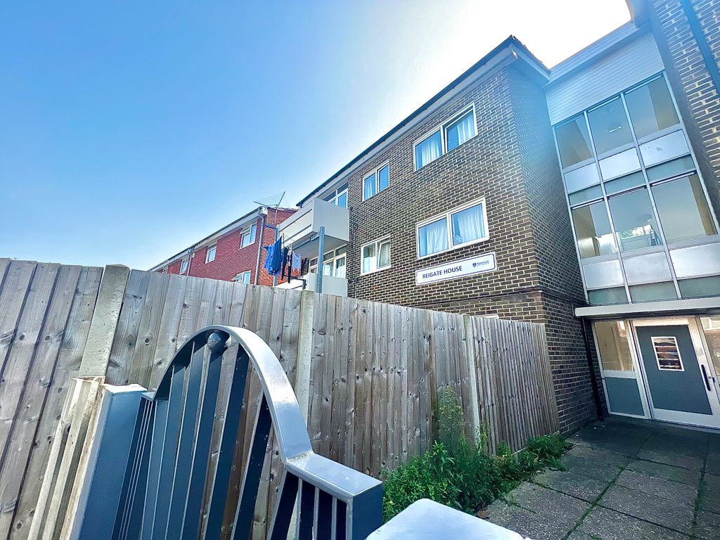 Property photo 1 of 14
