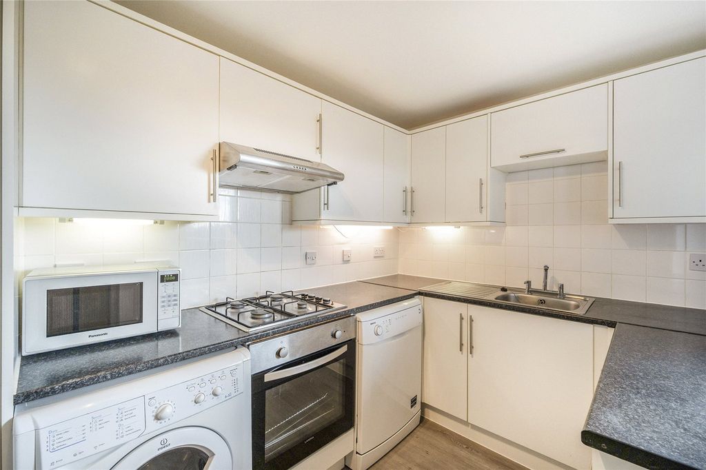 Property photo 2 of 39 Kitchen
