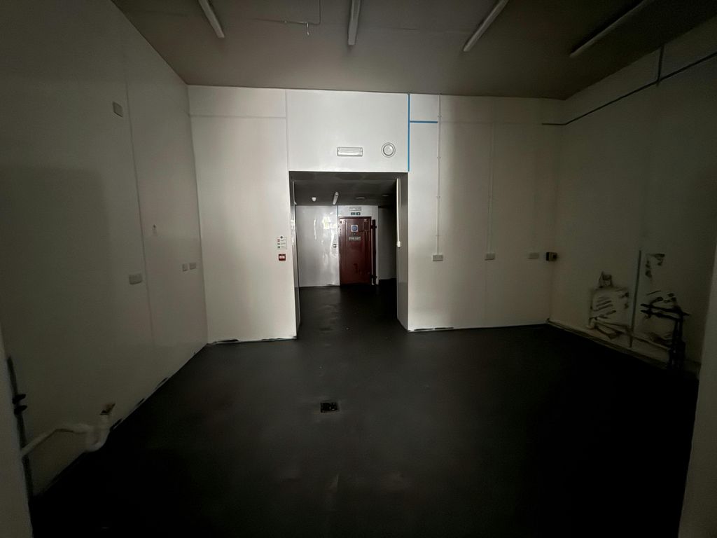 Property photo 3 of 7 Img_2525.Jpg