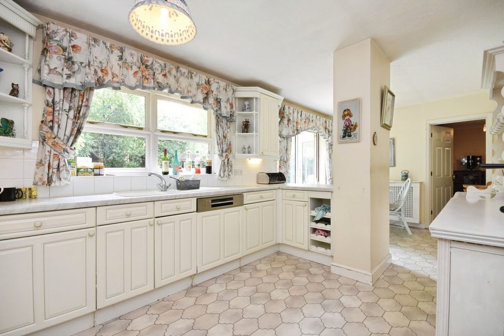 Additional image 9 of 4 bed detached house for saleNotley Green, Braintree, Essex CM77