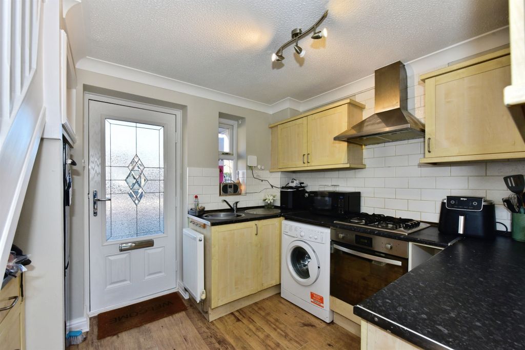 Property photo 2 of 9