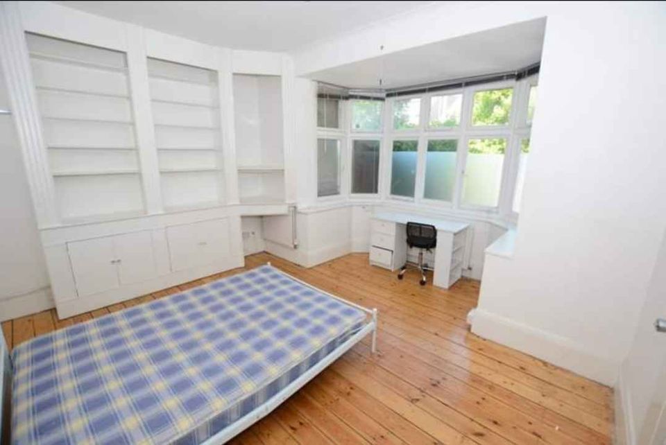 Property photo 1 of 4