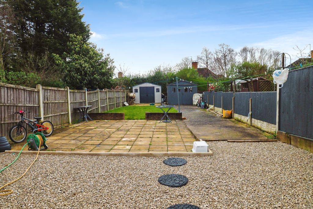 Property photo 2 of 15 Garden