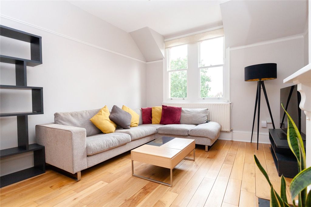 Property photo 1 of 19