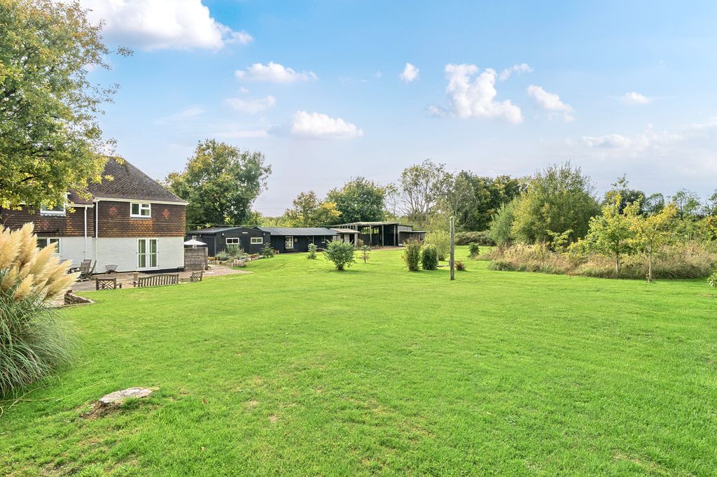 Property photo 2 of 17 Garden To Outbuildings