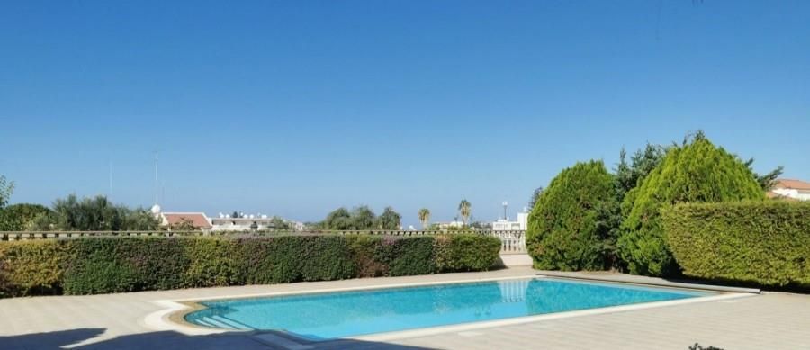 Property photo 1 of 37