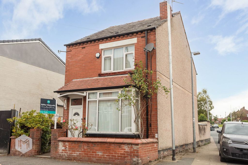 Property photo 1 of 24