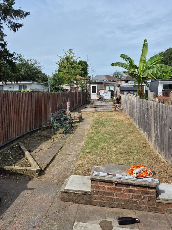 Property photo 2 of 6