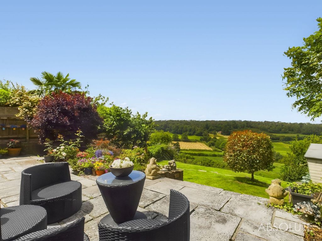 Property photo 1 of 43