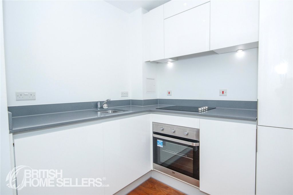 Property photo 3 of 14 Picture No. 06