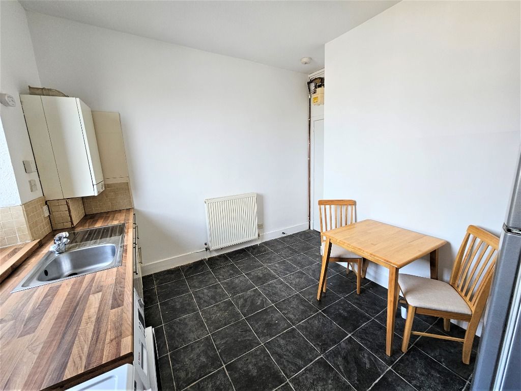 Property photo 2 of 9 Photo 2