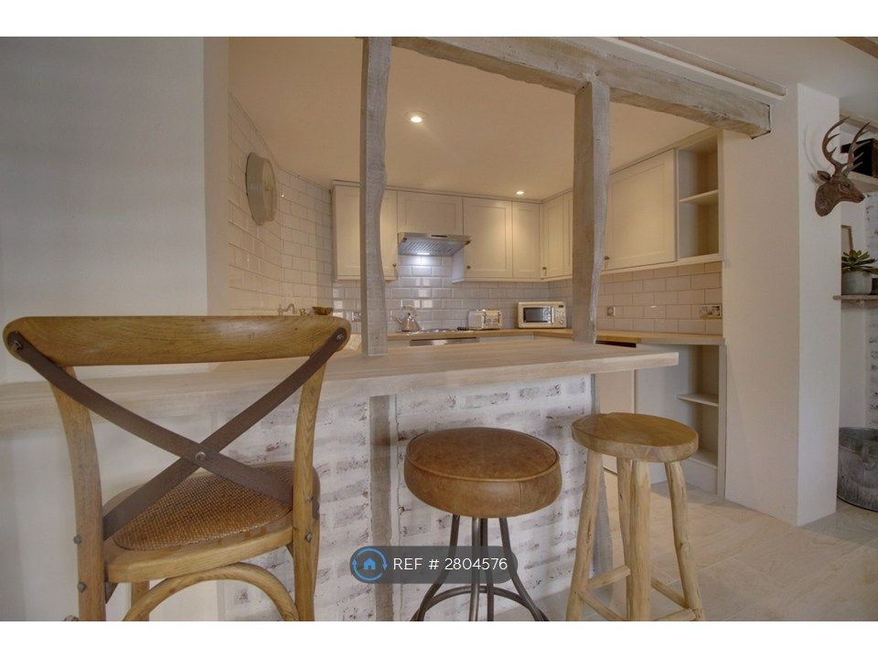 Property photo 2 of 6 Breakfast Bar Between Kitchen And Sitting Area