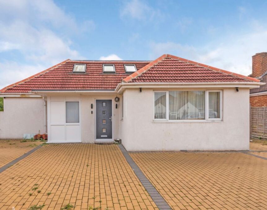 Property photo 1 of 28