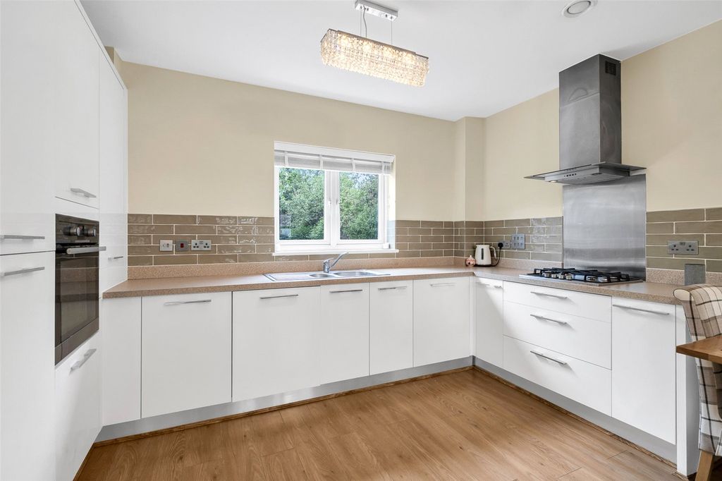 Property photo 2 of 13 Kitchen