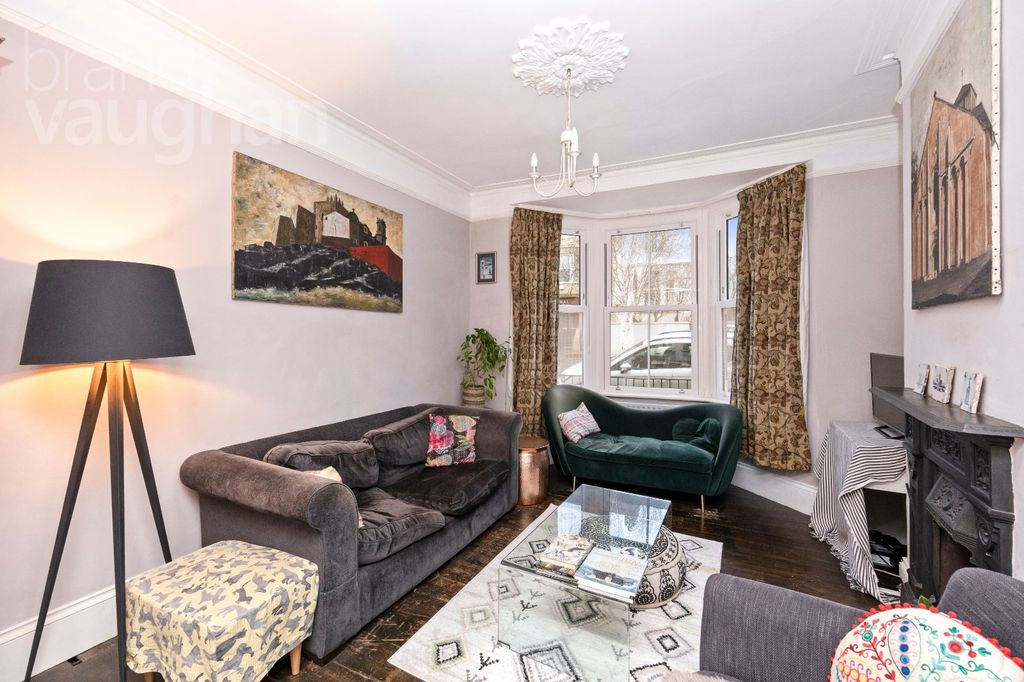 Property photo 3 of 29 Picture No. 28