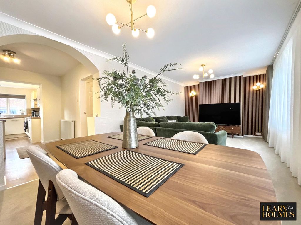 Property photo 3 of 25