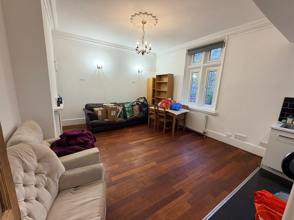 Property photo 3 of 9 Picture No. 09