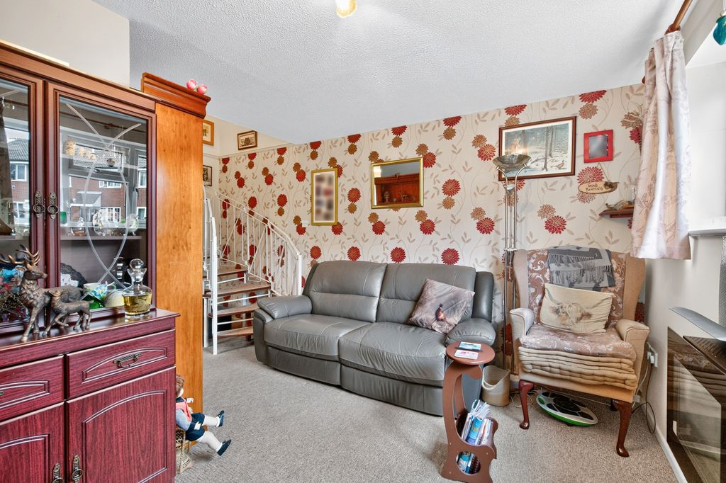 Property photo 2 of 17 Pbox-Img.Jpg