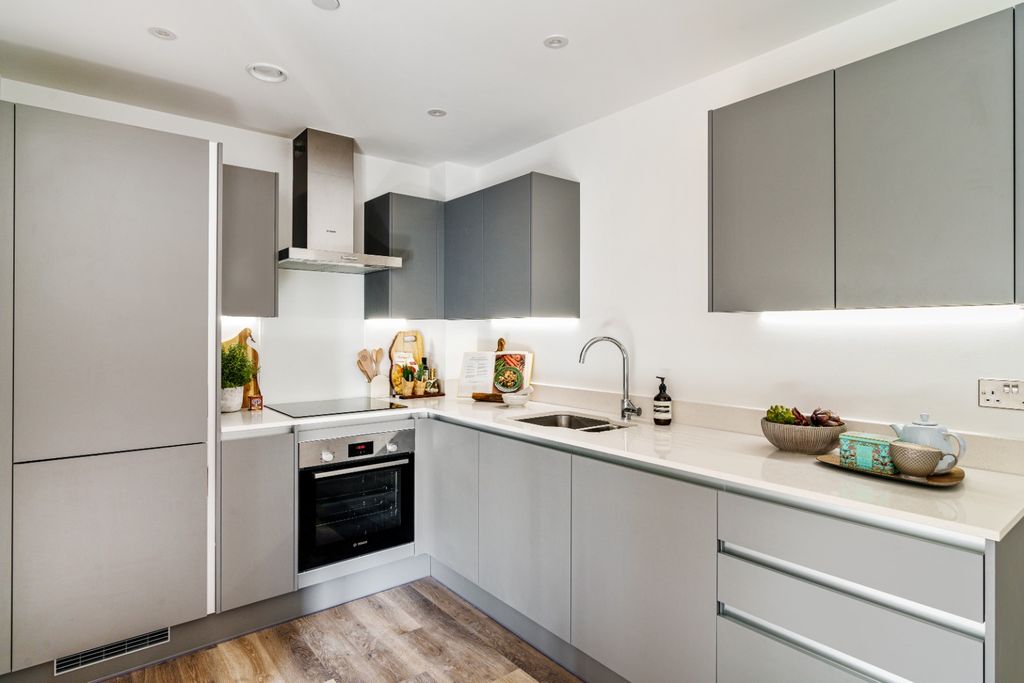 Property photo 3 of 16 4162177