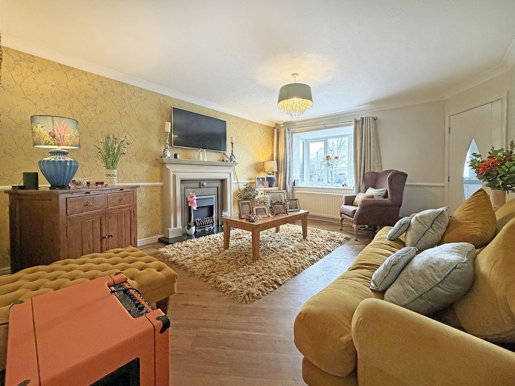 Property photo 2 of 29