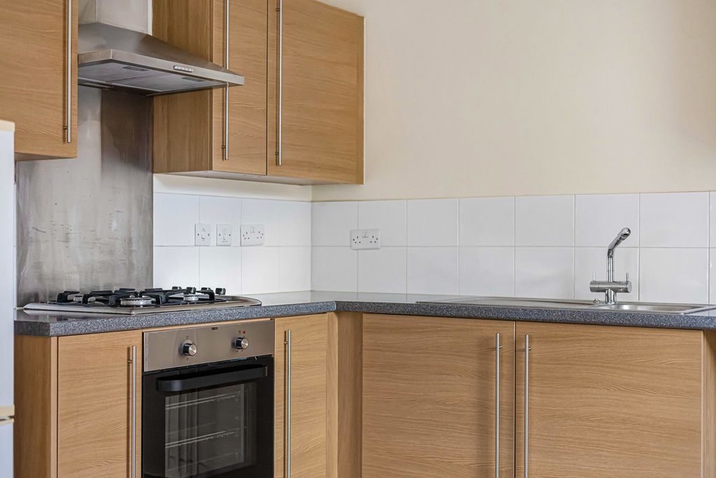 Property photo 3 of 12 Kitchen/Living Room