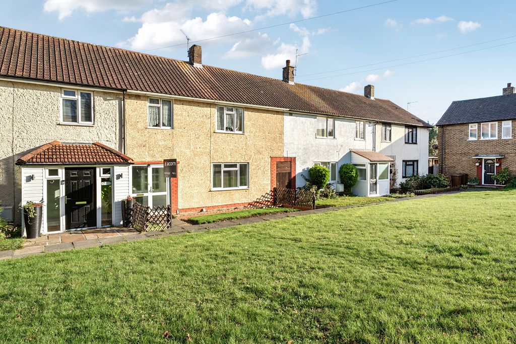 Property photo 1 of 20 External