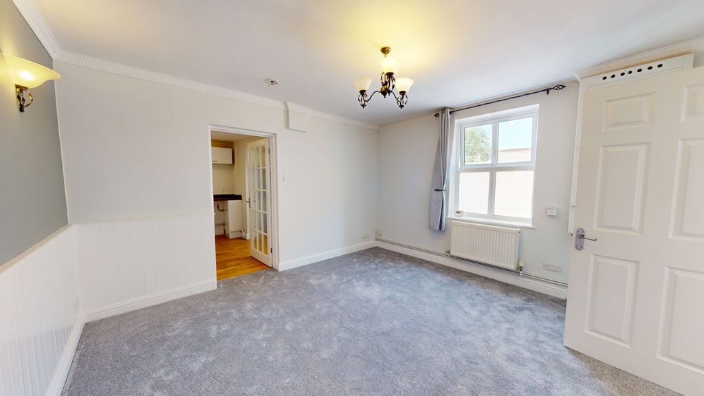 Property photo 2 of 7 07092026_172513