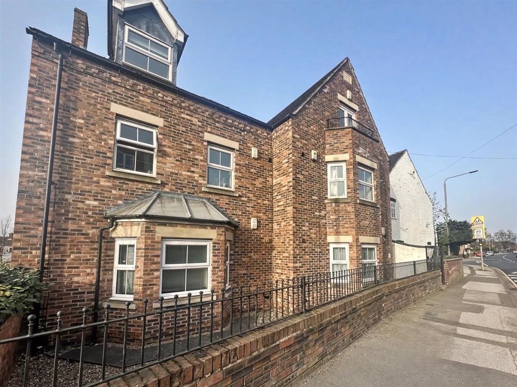 Property photo 1 of 18 01_001 Front.Jpeg