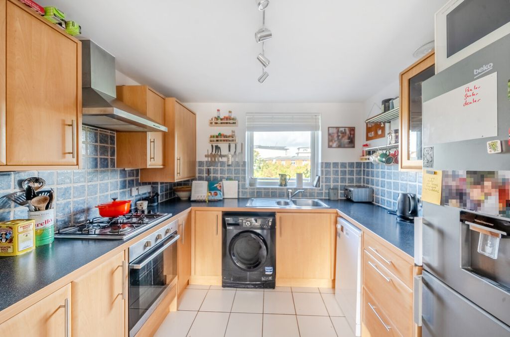 Property photo 3 of 10 1346124-21-68B586...