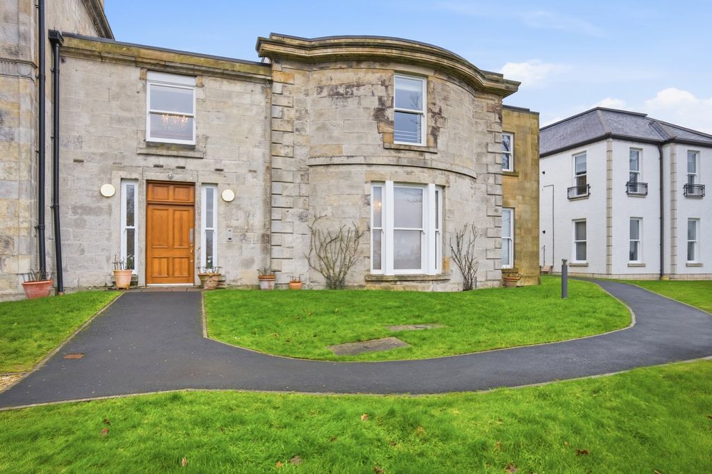 Property photo 1 of 42