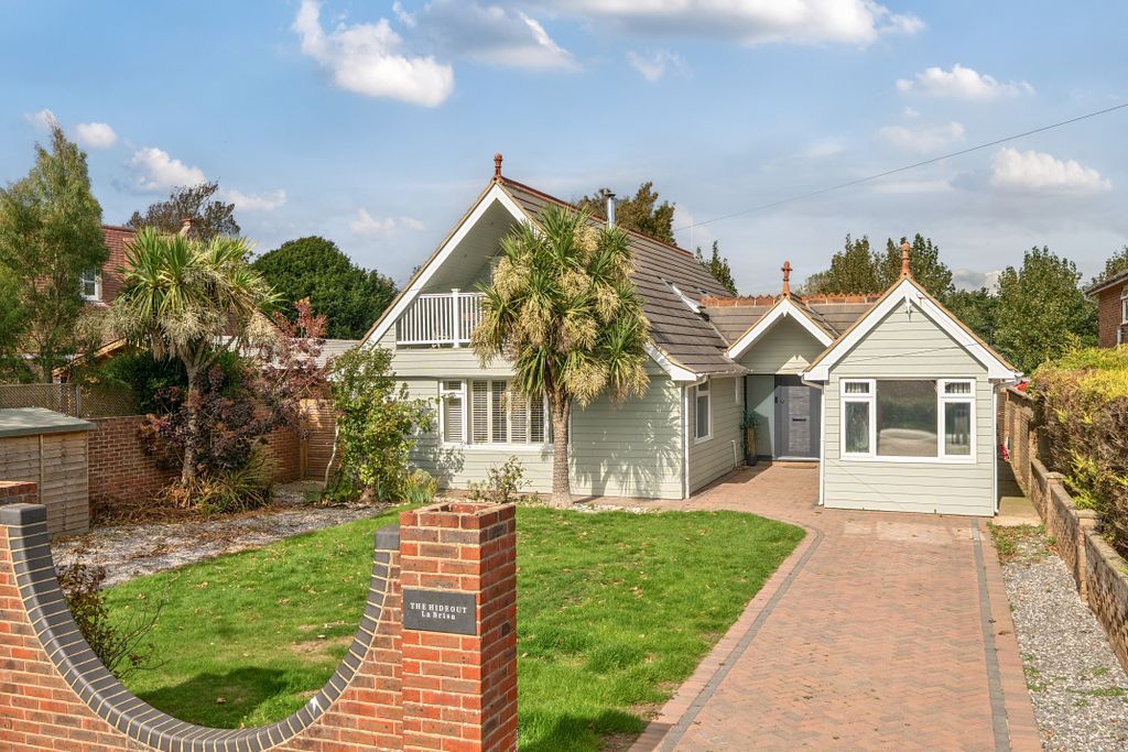 Property photo 1 of 23