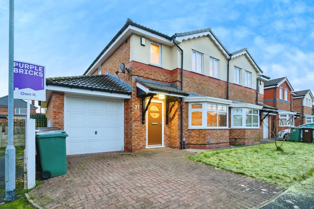 Property photo 2 of 21