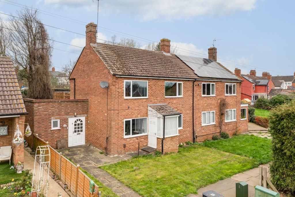 Property photo 1 of 26 32 Elizabeth Road, Rothwell-1.Jpg