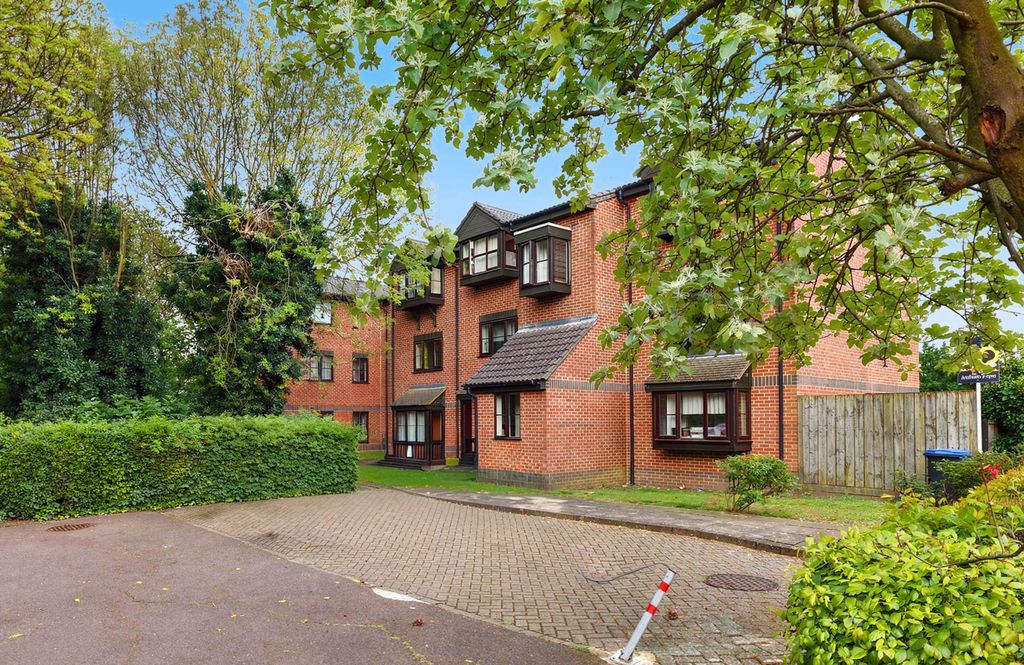 Property photo 1 of 6