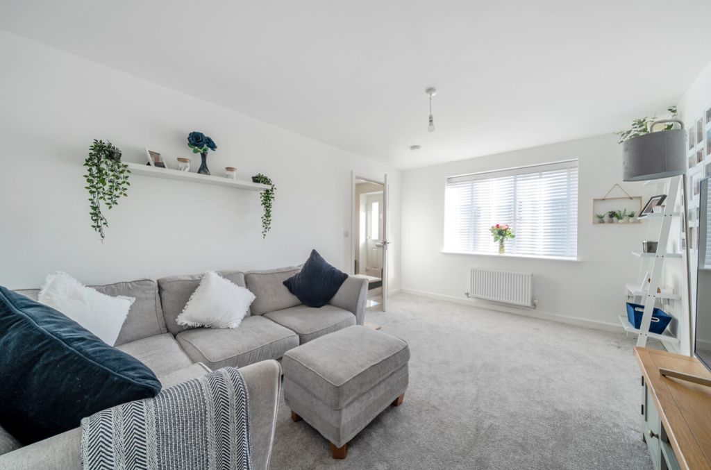 Property photo 2 of 24 1385040-4-6925A85c737A7