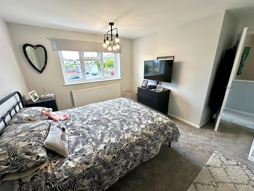 Additional image 7 of 3 bed terraced house for saleAust Crescent, Bulwark, Chepstow NP16