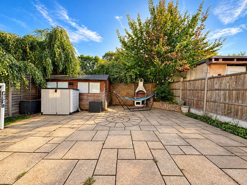 Property photo 3 of 19 d1c839B1-F7E3-4E48-8149-92d3F183F81c.Png