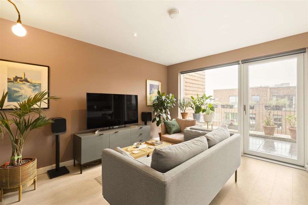 Property photo 2 of 11 1.Jpg