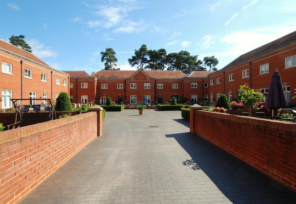 Property photo 1 of 20 1161832